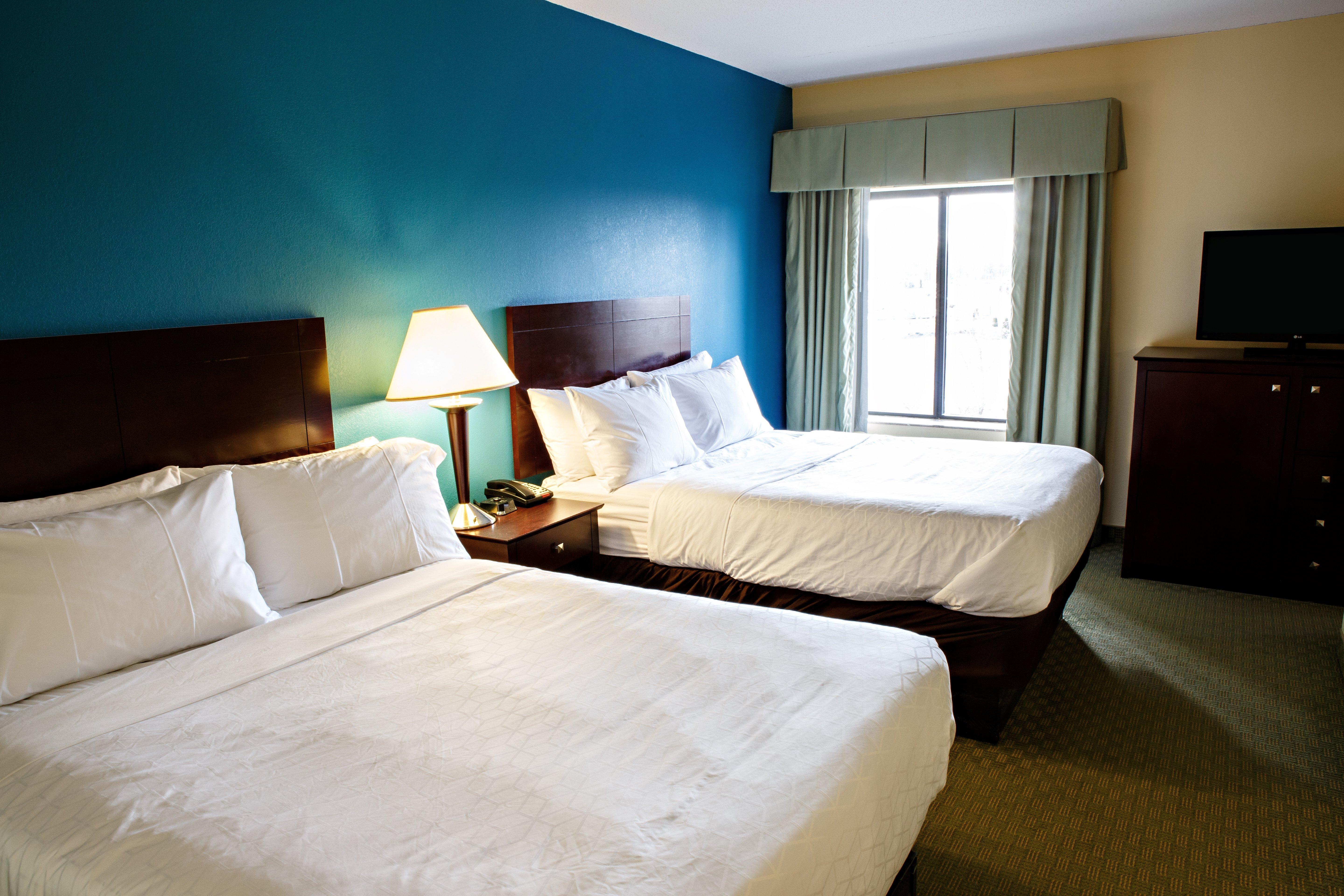 Holiday Inn Express & Suites Harrisburg West Mechanicsburg Bagian luar foto