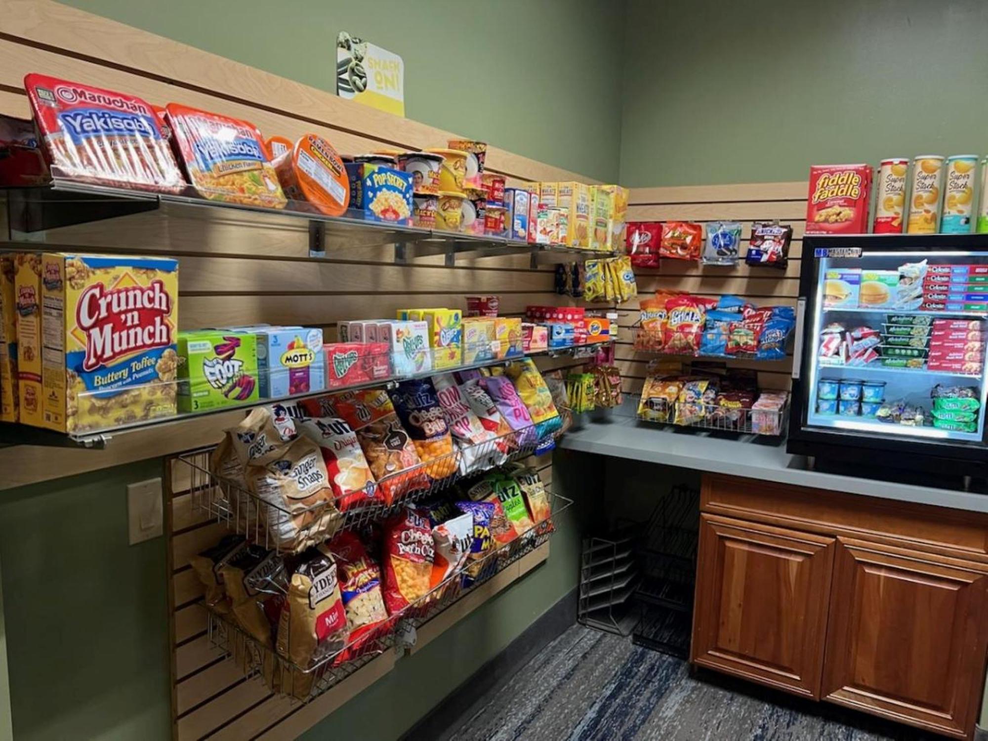 Holiday Inn Express & Suites Harrisburg West Mechanicsburg Bagian luar foto